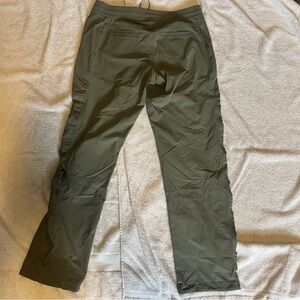 Kuhl Women's Forest Green Cargo Pants